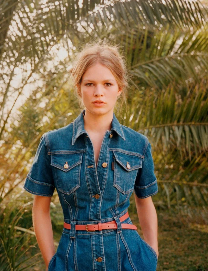 W-Magazine-May-2017-Anna-Ewers-by-Venetia-Scott-03.jpg