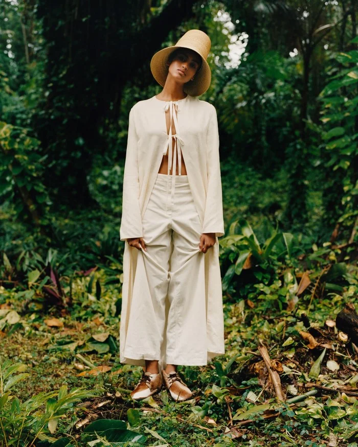 Vogue-US-Online-Editorial-May-2017-Imaan-Hammam-by-Oliver-Hadlee-Pearch-07.jpg