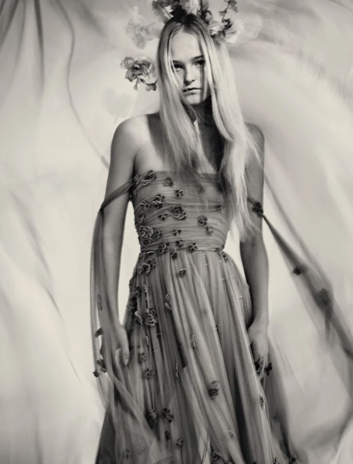 Dior Magaizne 19 2017 jean campbell-paolo-roversi- (4).jpg