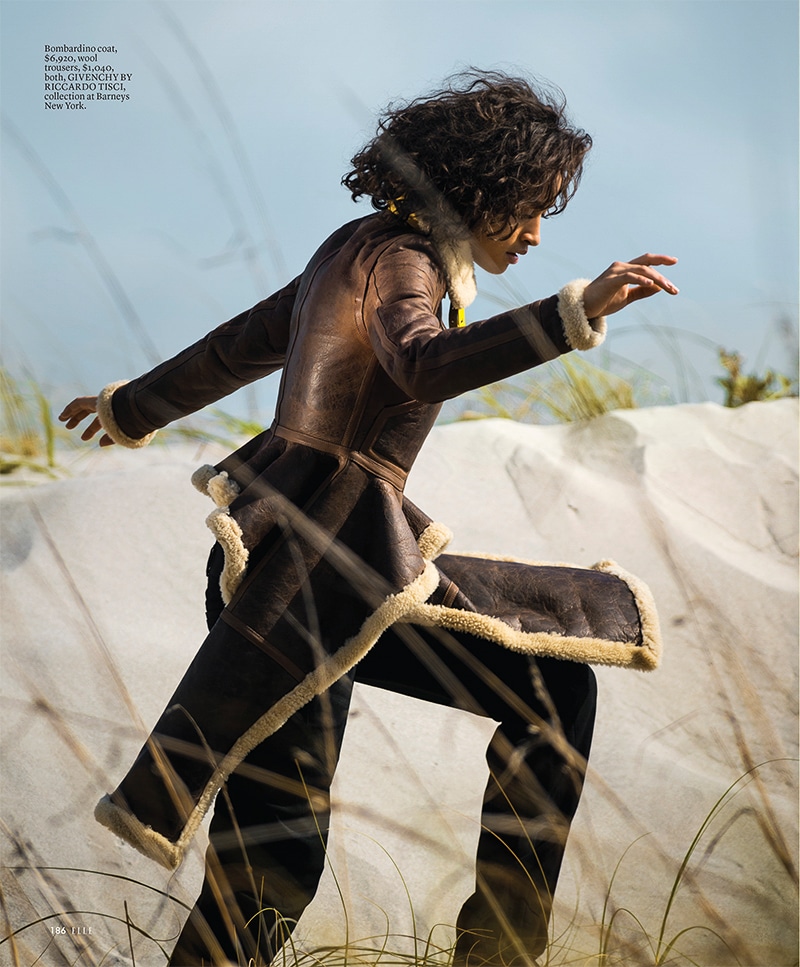 ELLE-June-2017-Alanna-Arrington-by-Gilles-Bensimon-3.jpg