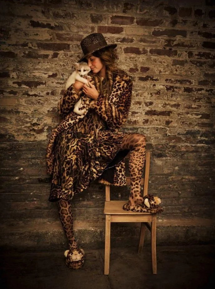 Gisele-Bündchen-by-Inez-Vinoodh-for-Vogue-Paris-August-2017- (9).jpg