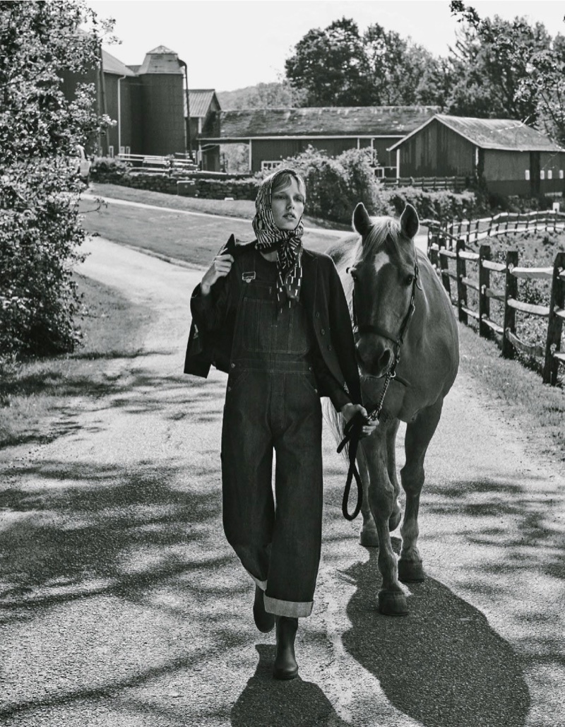 Estella-Jessie-Rustic-Style-Vogue-Japan-September-2017-Editorial08.jpg