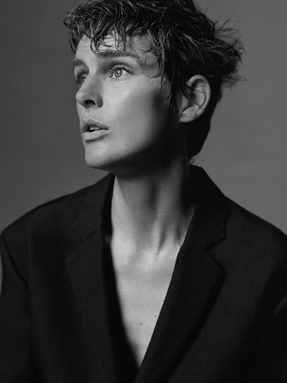 kate-stella-edie-jean-nora-mario-testino-vogue-uk-sept-2017- (3).PNG