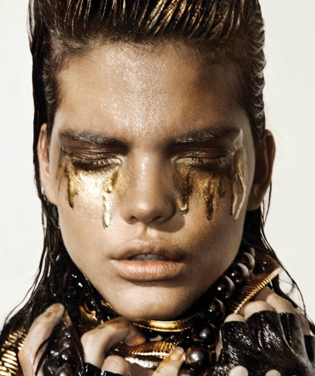 the-libertine-magazine-gold-rush-meghan-wiggins-by-tony-duran-for-treats-magazine-4-winter-2012-11.jpg