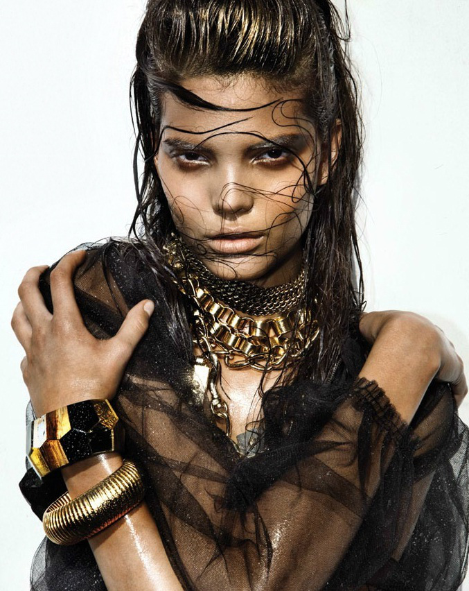 the-libertine-magazine-gold-rush-meghan-wiggins-by-tony-duran-for-treats-magazine-4-winter-2012-52.jpg