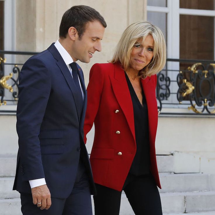 02-brigitte-macron-red-blazer-.jpg