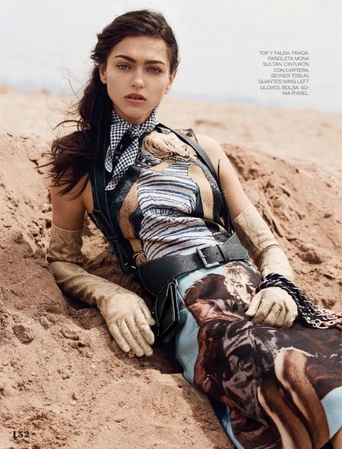 Zhenya-Katava-Western-Looks-ELLE-Mexico-September-2017-Editorial08.jpg