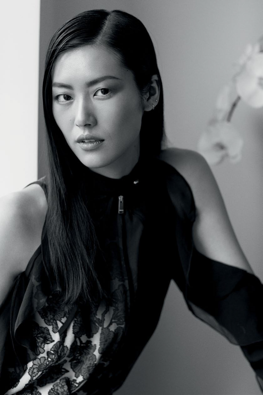 t-magazine-singapore-september-2017-liu-wen-by-russell-james-08.jpg