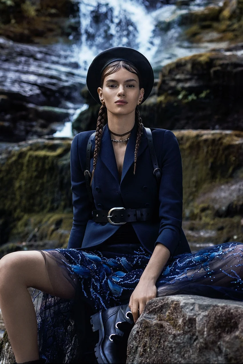 Danilo Hess Captures Natalia Sirotina & Regan Kemper For Mojeh Magazine