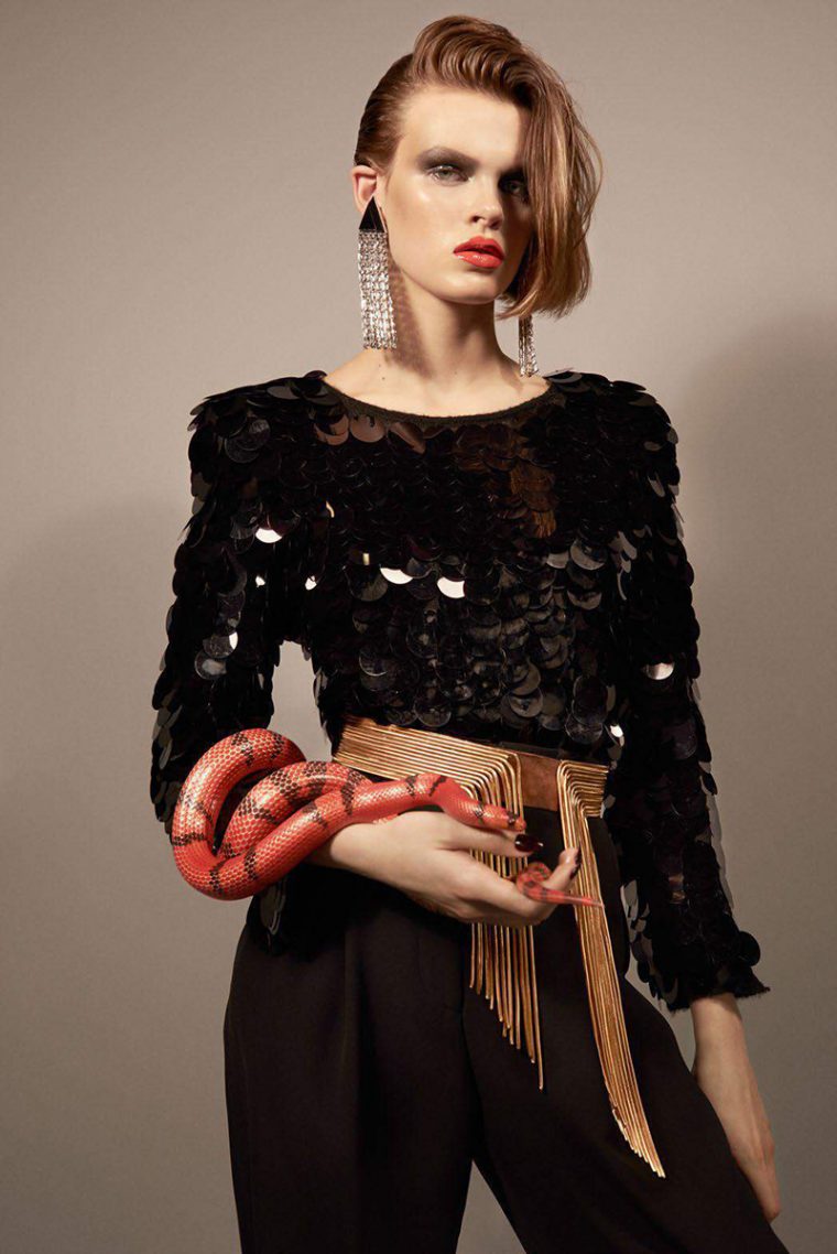 Cara-Taylor-by-Glen-Luchford-for-Vogue-Paris-October-2017- (6).jpg