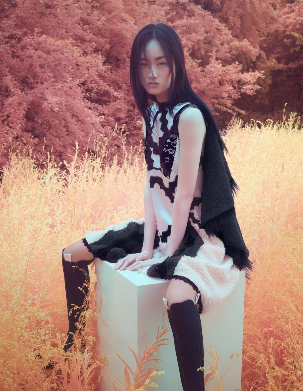 Jing Wen by Solve Sundsbo for Vogue China October 2017  (10).jpg