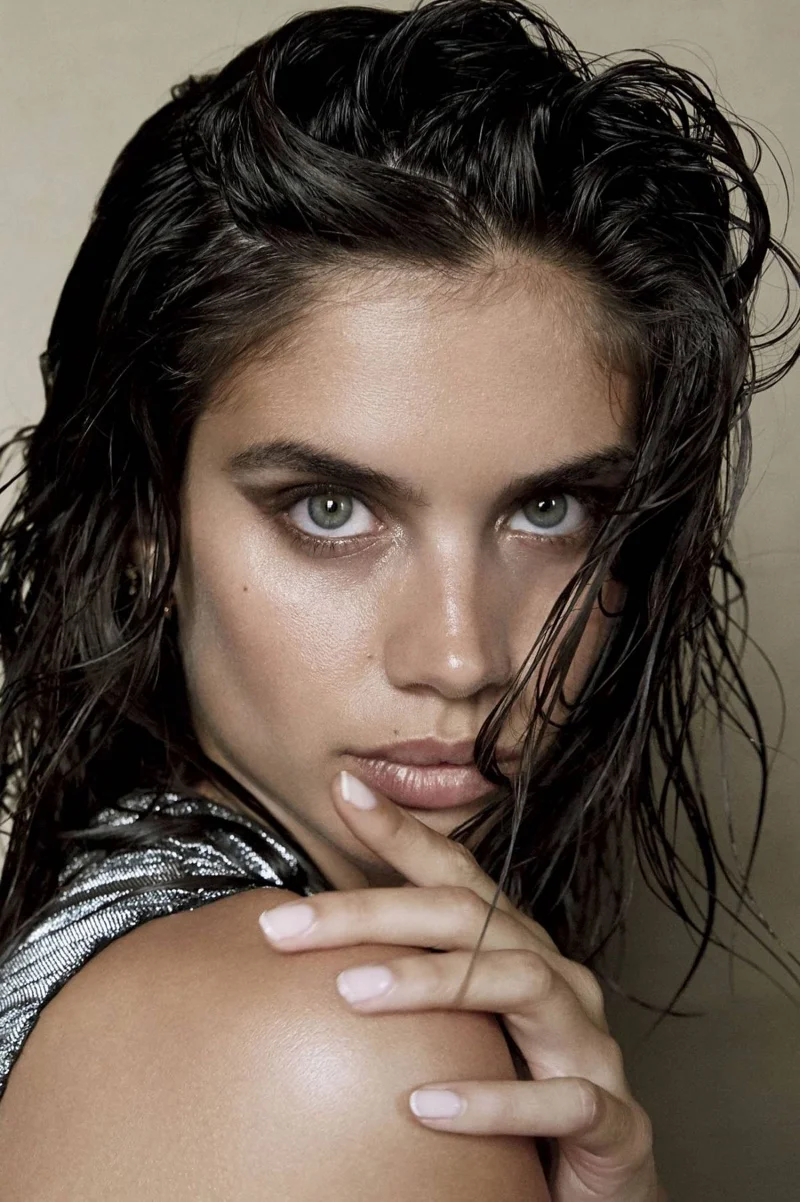 Sara-Sampaio-Narcisse-Magazine-2017- (3).jpg