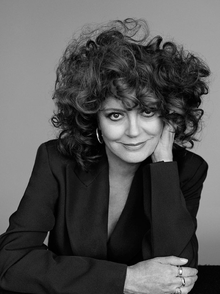 Susan-Sarandon-Elle-UK-Thomas-Whiteside- (6).jpg