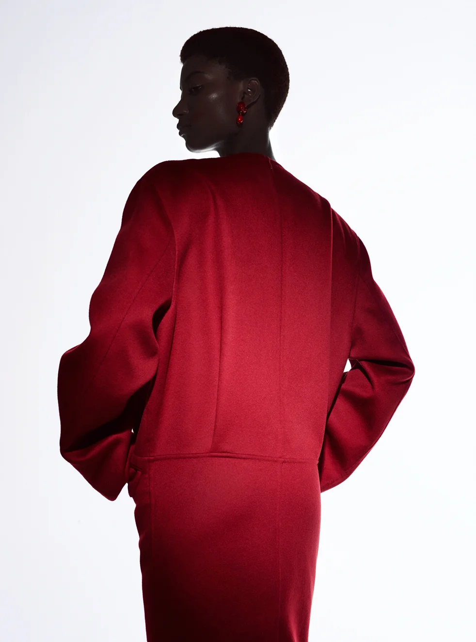 Harper's Bazaar Netherlands October 2017 4.jpg