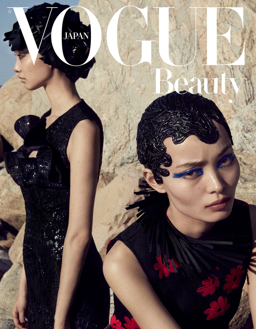 Vogue-Japan-December-2017-Yuka-Mannami-Ling-Liu-Marcus-Ohlsson-1-2.jpg