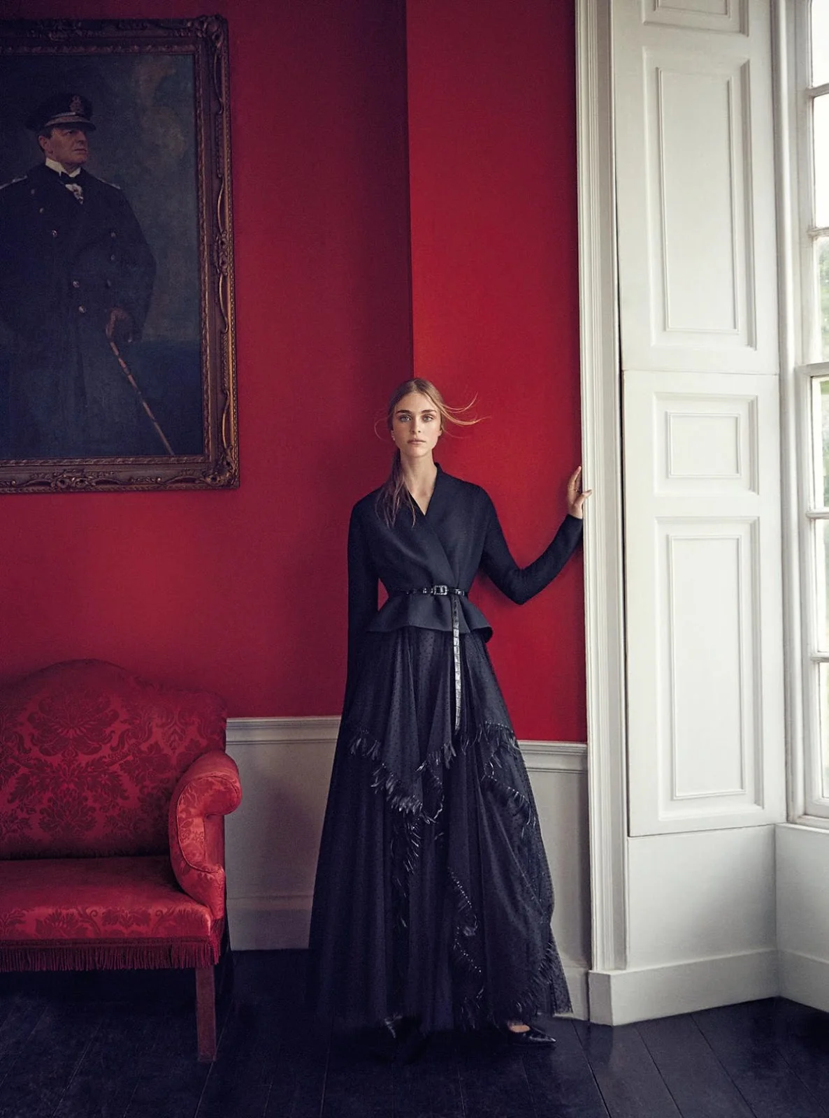 UK Harpers Bazaar December 2017 7.jpg