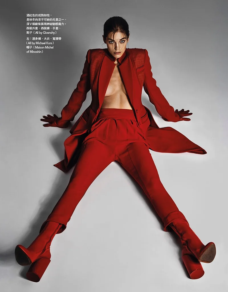 Samantha-Gradoville-Vogue-Taiwan-November-2017-Editorial05.jpg