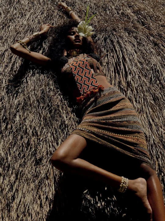 Milena-Mira-Rafael-Pavaroti-vogue-brazil-december-2017- (2).jpg