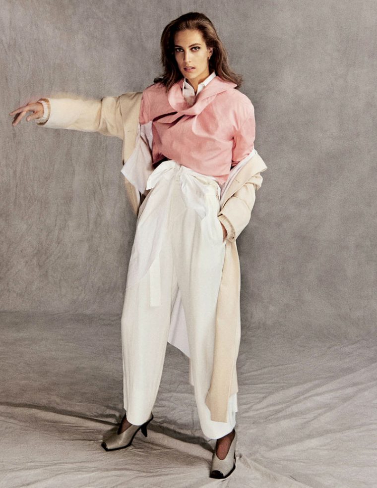 Othilia-Simon-by-Chris-Colls-for-Vogue-Mexico-January-2018- (7).jpg
