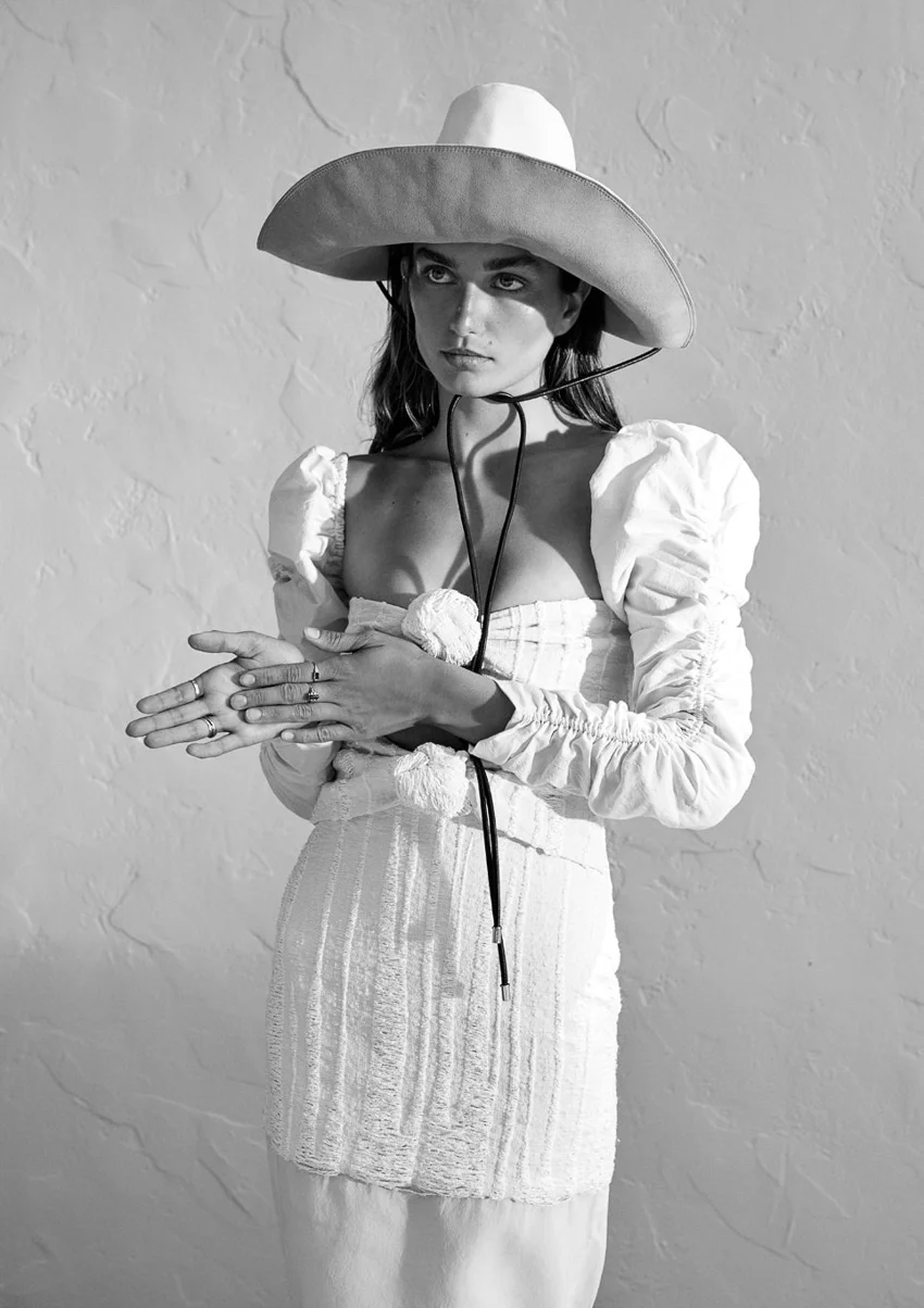 UNCONDITIONAL-Magazine-Issue-6-Andreea-Diaconu-Alexandra-Nataf-5.jpg