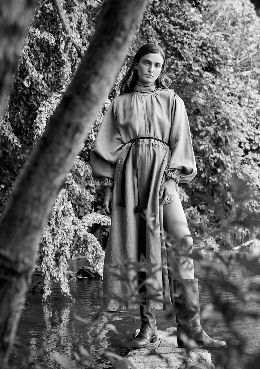 UNCONDITIONAL-Magazine-Issue-6-Andreea-Diaconu-Alexandra-Nataf-11.jpg