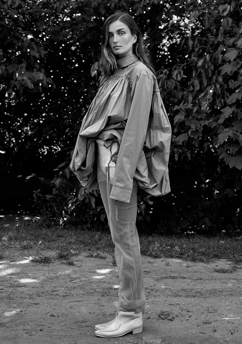 UNCONDITIONAL-Magazine-Issue-6-Andreea-Diaconu-Alexandra-Nataf-12.jpg