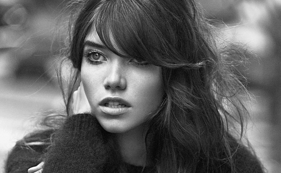 grace_hartzel_souhaite_un_joyeux_anniversaire____vogue_paris_4815.jpeg_north_1200x_white.jpg