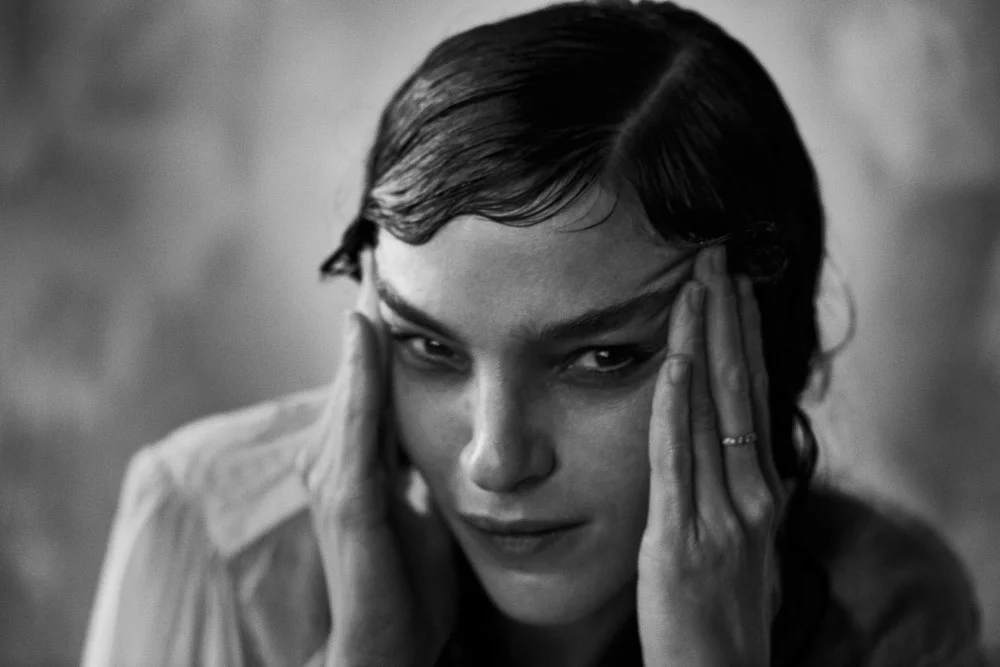 mariacarla-boscono-peter-lindbergh-l'express-dix- (13).jpg