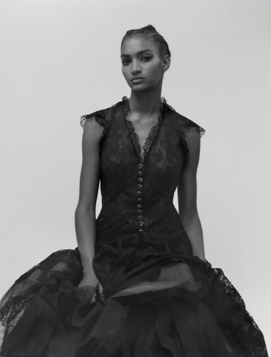 Anyelina Chez Shows Off Néo-Couture Lensed By Markn For Numéro #191 ...