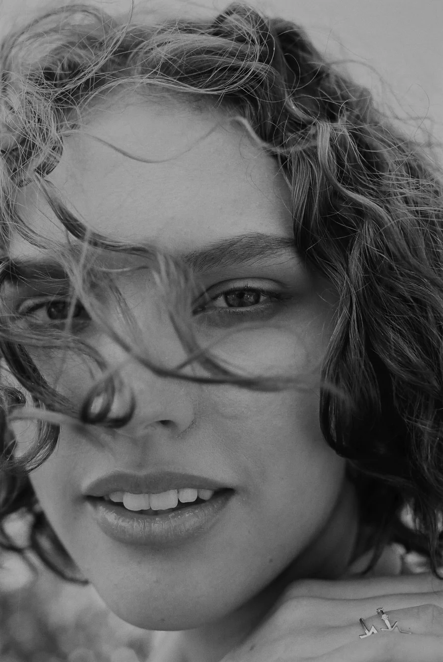 Vogue-Australia-March-2018-Maggie-Jablonski-Jake-Terrey-2.jpg