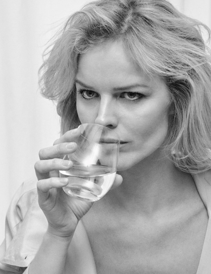 Eva Herzigova Vogue Poland April #2 2018 -  (17).jpg