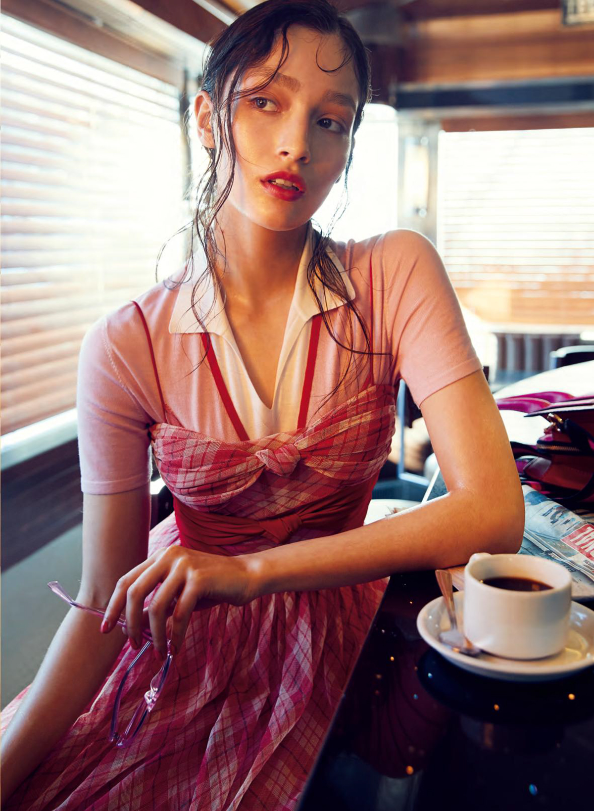 Vita-Mir-Max-Abadian-Elle-Canada-April-2018- (2).jpg