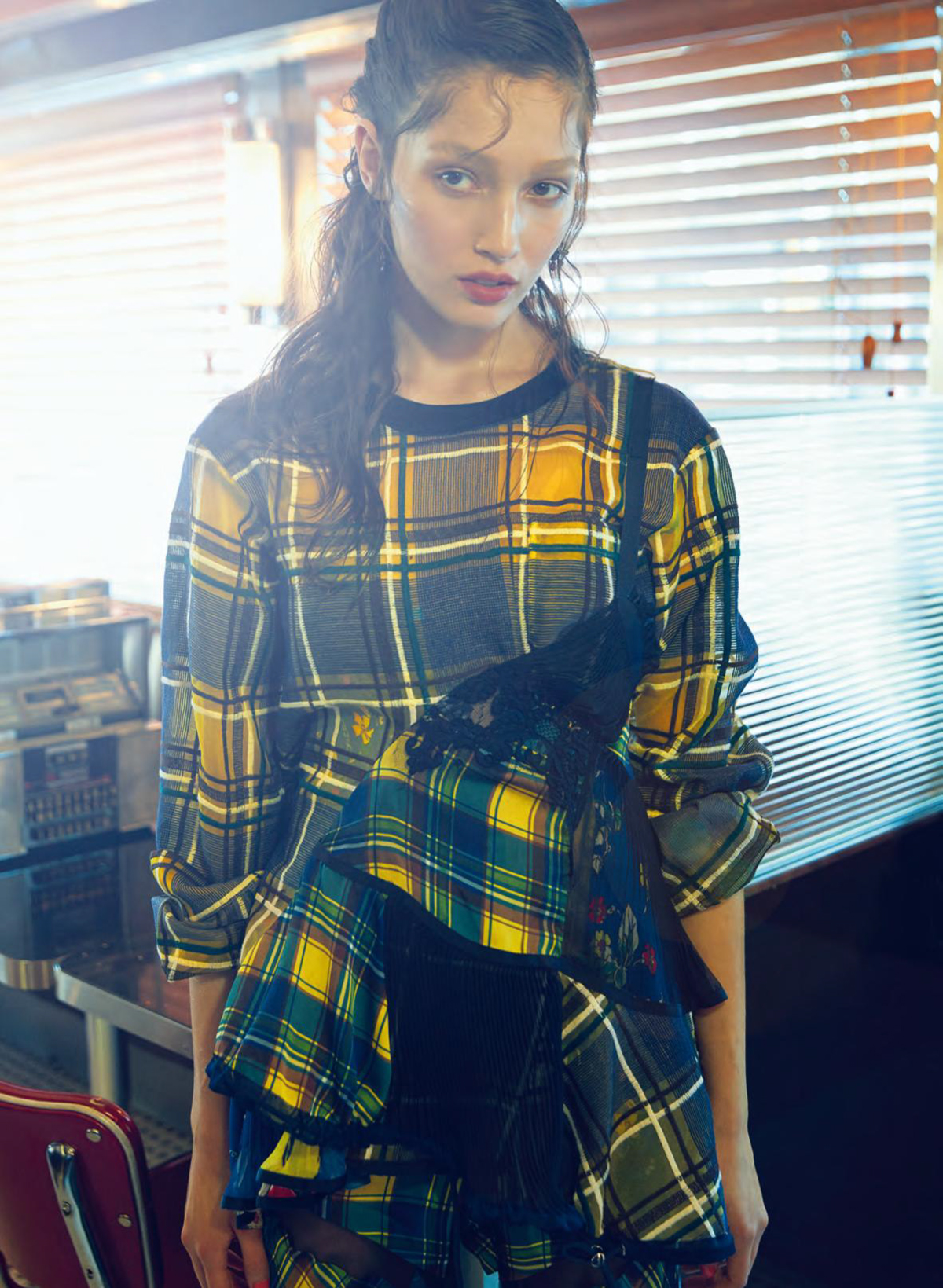 Vita-Mir-Max-Abadian-Elle-Canada-April-2018- (11).jpg