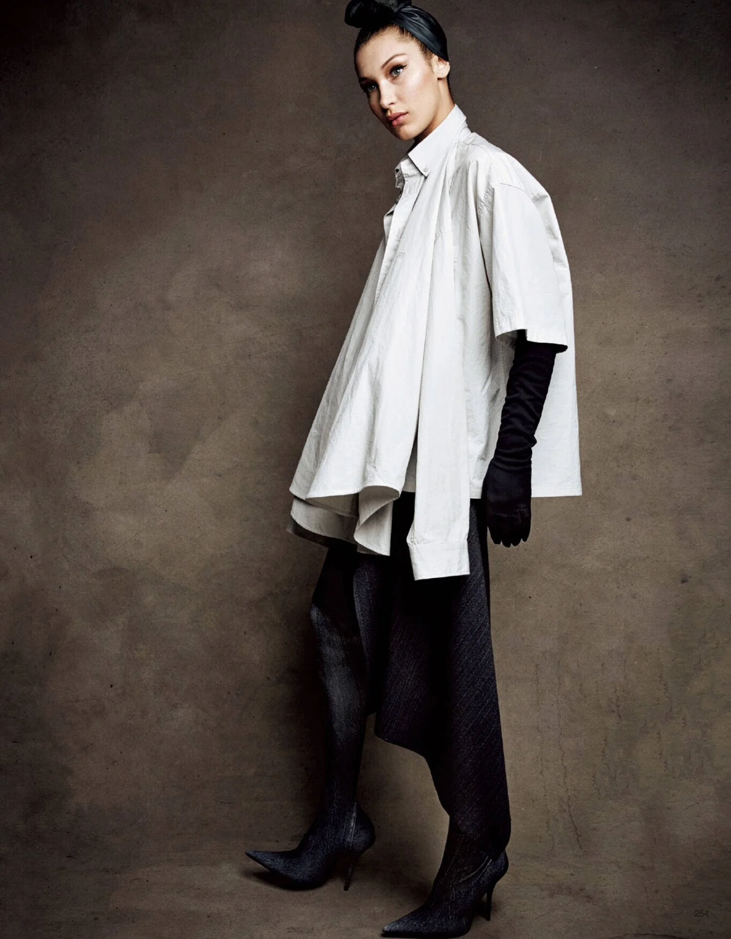bella-hadid-patrick-demarchelier-vogue-japan- (7).jpg