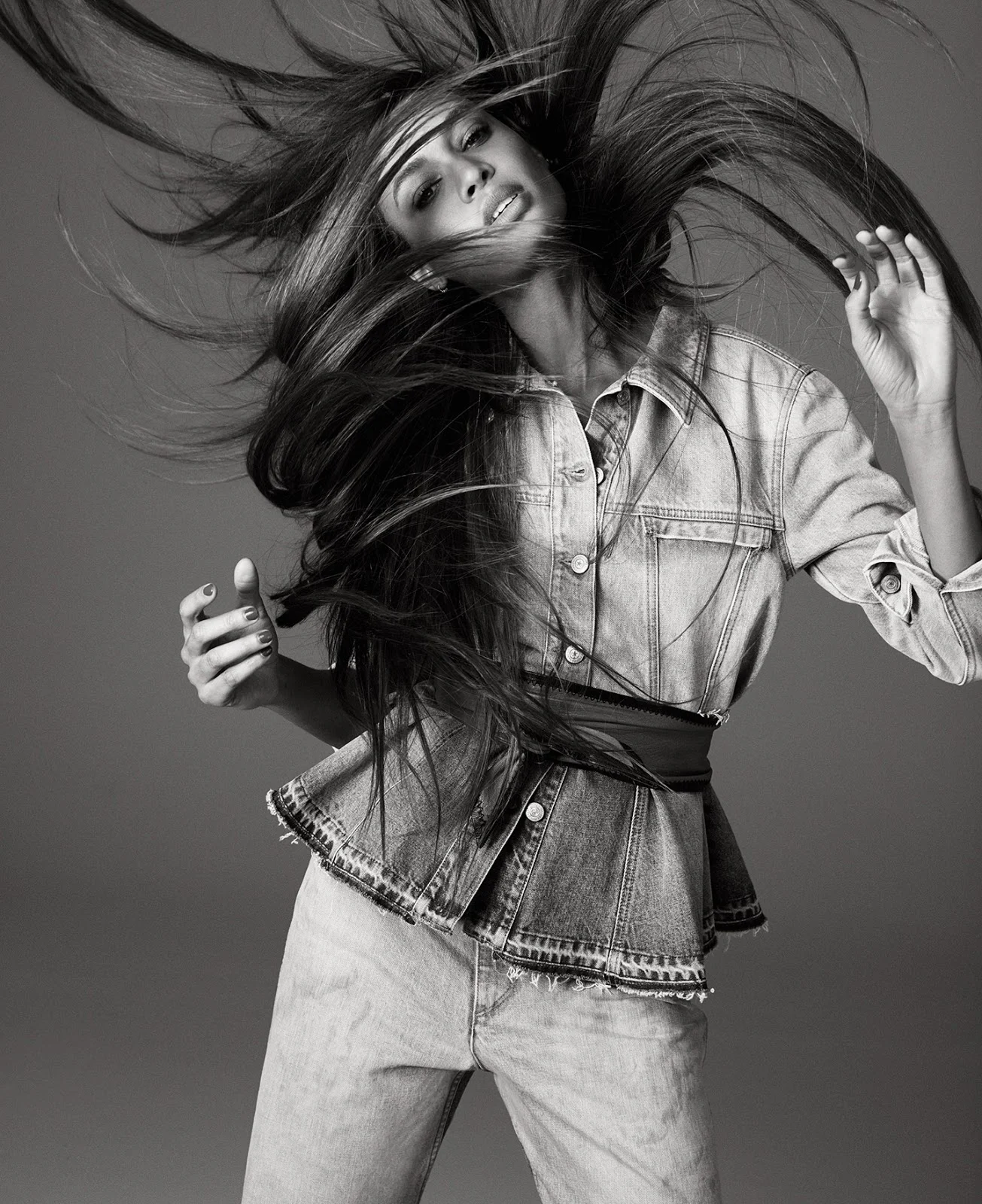 US Elle April 2018 - 1.jpg