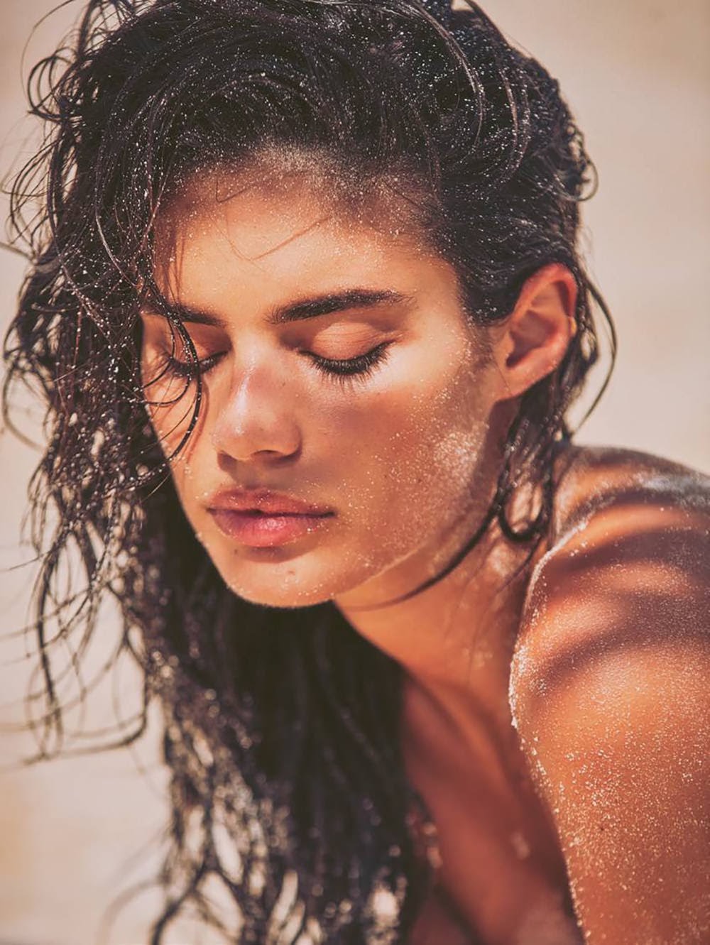 sara-sampaio-guy-aroch-madame-figaro-april-6-2018- (11).jpg