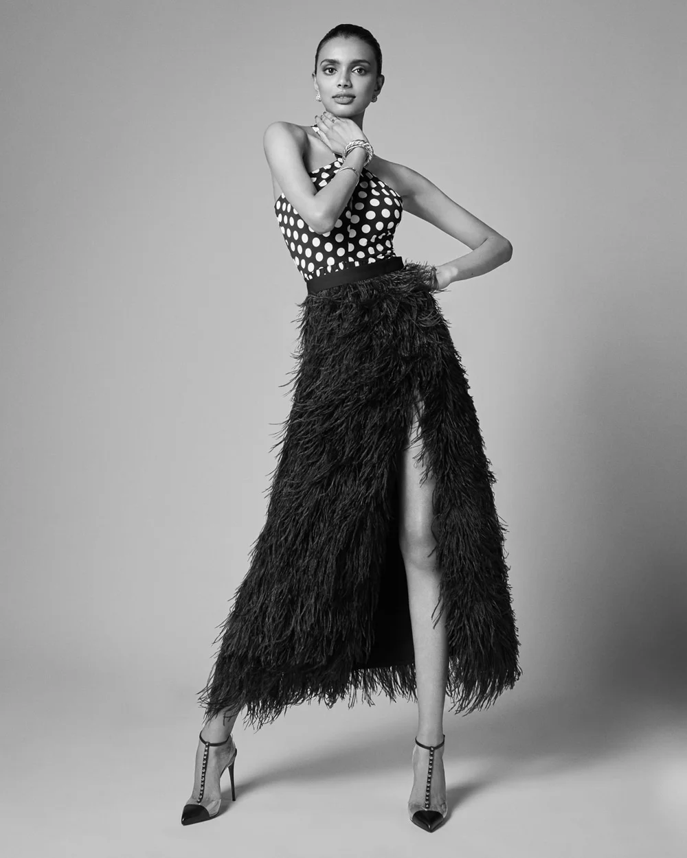 Harpers-Bazaar-India-April-2018-Monica-Tomas-Porus-Vimadalal-6.jpg