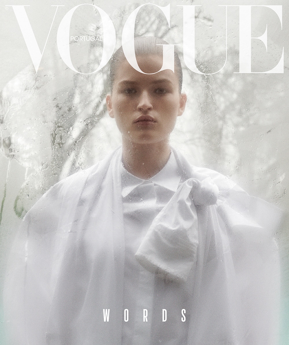 Vogue-Portugal-April-2018-Jess-Cole-Molly-Smith-Branislav-Simoncik-1.jpg