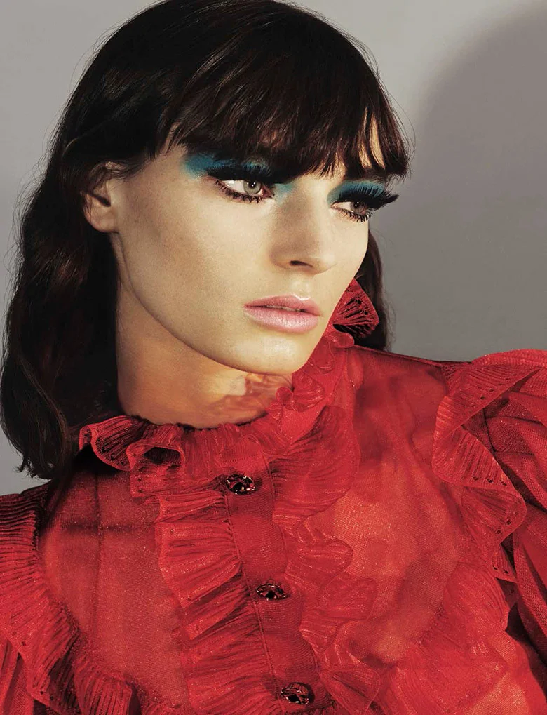 vogue-italia-april-2017-mert-marcus-2.jpg
