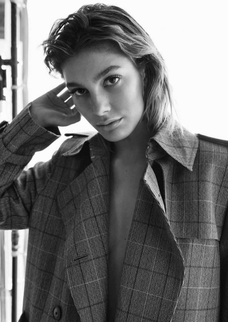 Camila-Morrone-Model06.jpg