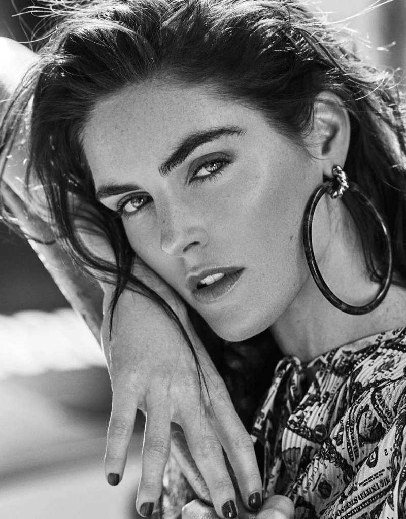 Hilary Rhoda by Caleb Gladys for Vogue Taiwan  (4).jpg