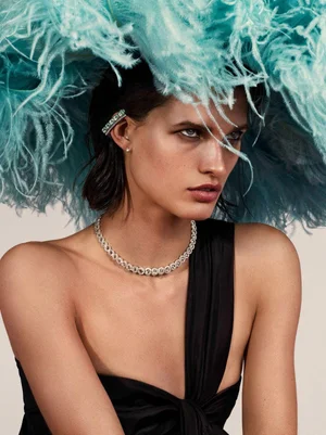 Julia van Os Glitters In 'Carats De Caractère' By Christian MacDonald