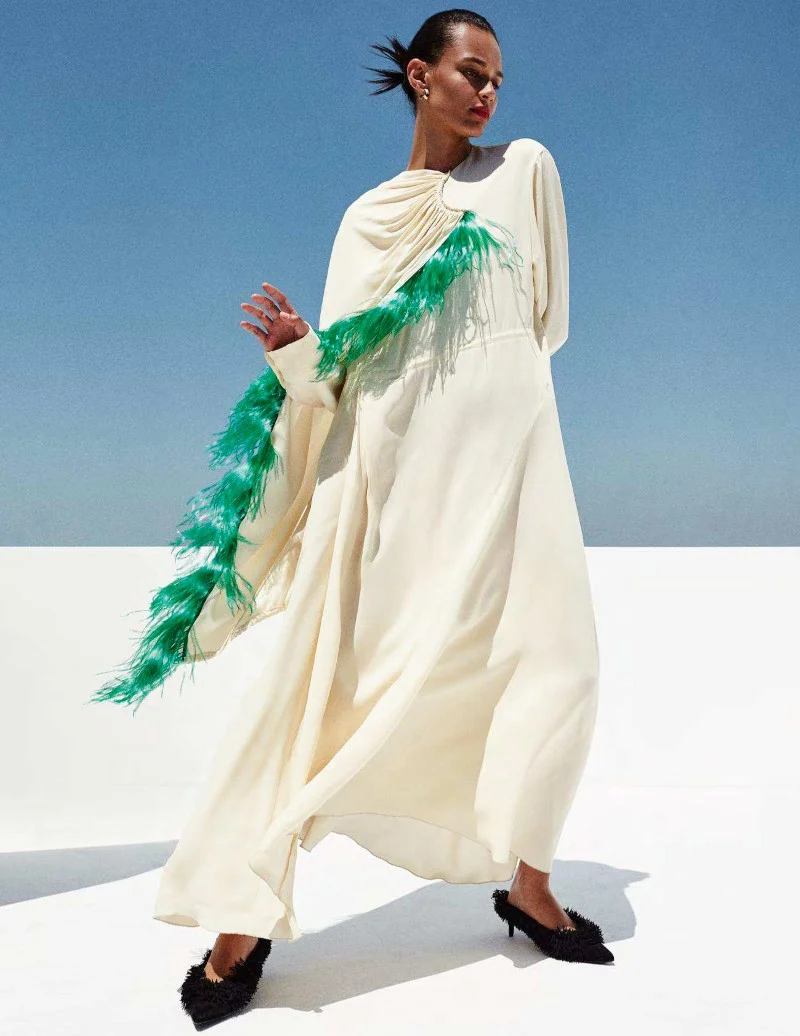 Binx-Walton-Dan-Martensen-Vogue-UK-July-2018 (4).jpg