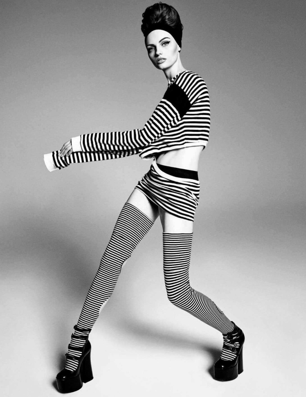 Body Language by Luigi-Iango for Vogue Germany July 2018- (6).jpg