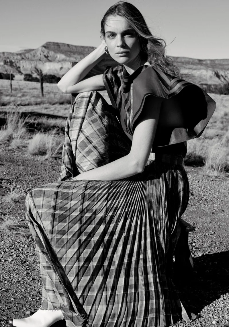 Kim Noorda by Alexandra Nataf for Unconditional Magazine SS2018 (3).jpg