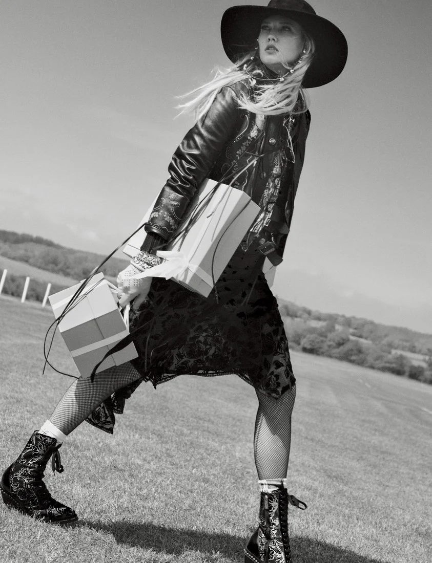 Cowgirl Karlie Kloss for W Mag 2018 (3).jpg