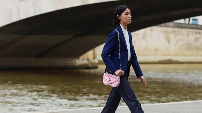 Hans Feurer for Louis Vuitton New Wave Bag 2018 (2).jpg