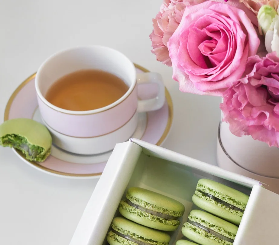 laduree_hemp_macaroon-cropped.jpg