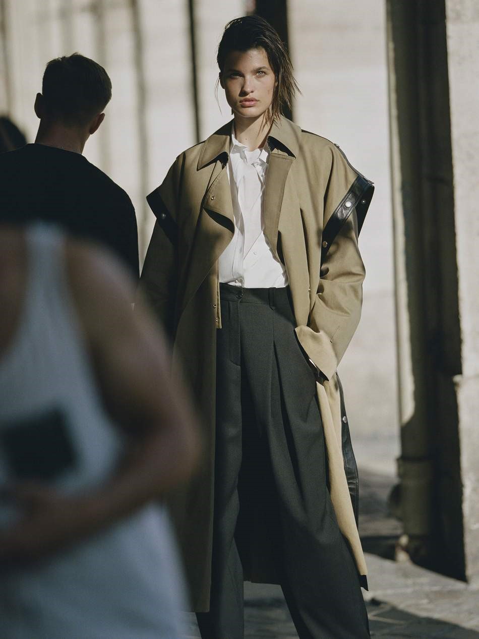 Julia Van Os Wears Classic Trenches Lensed By Sebastian Sabal-Bruce For ...