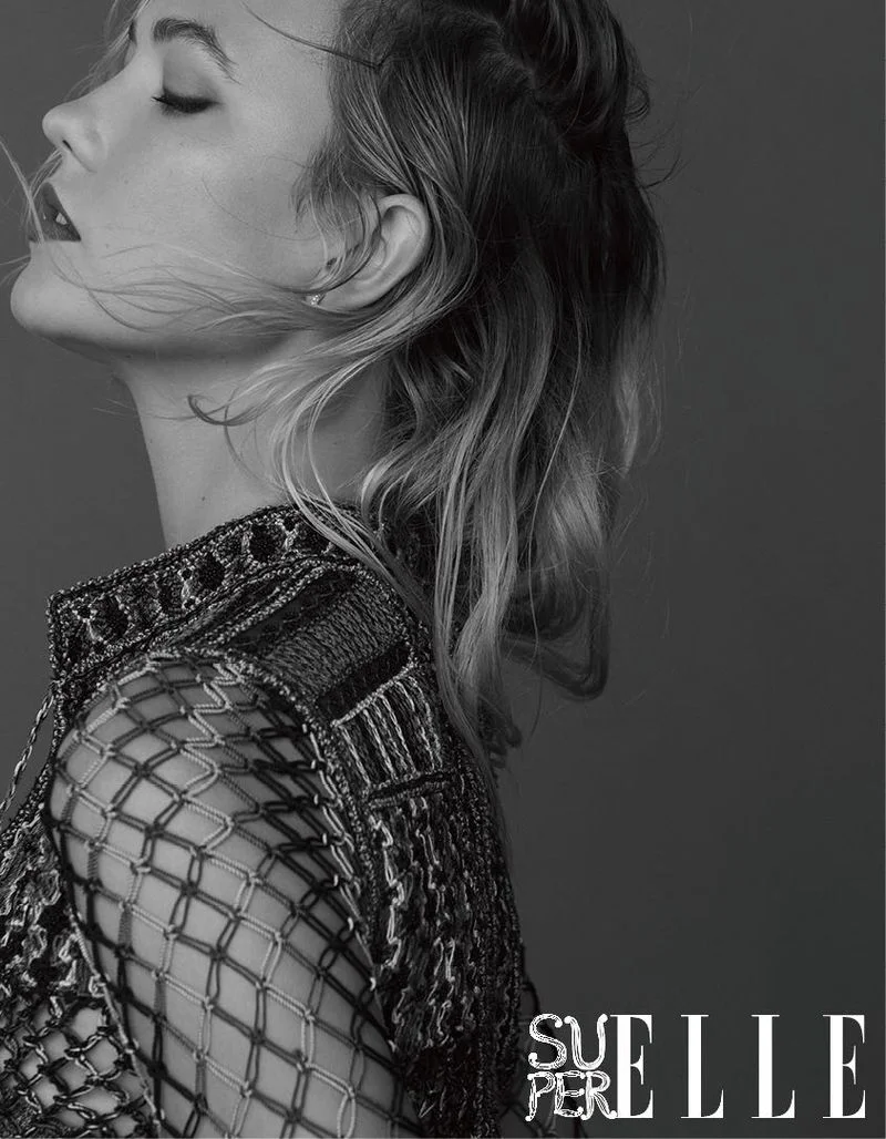Karlie Kloss by Yuan Gui Mei for Elle China Fall 2018 SUPER ELLE (5).jpg